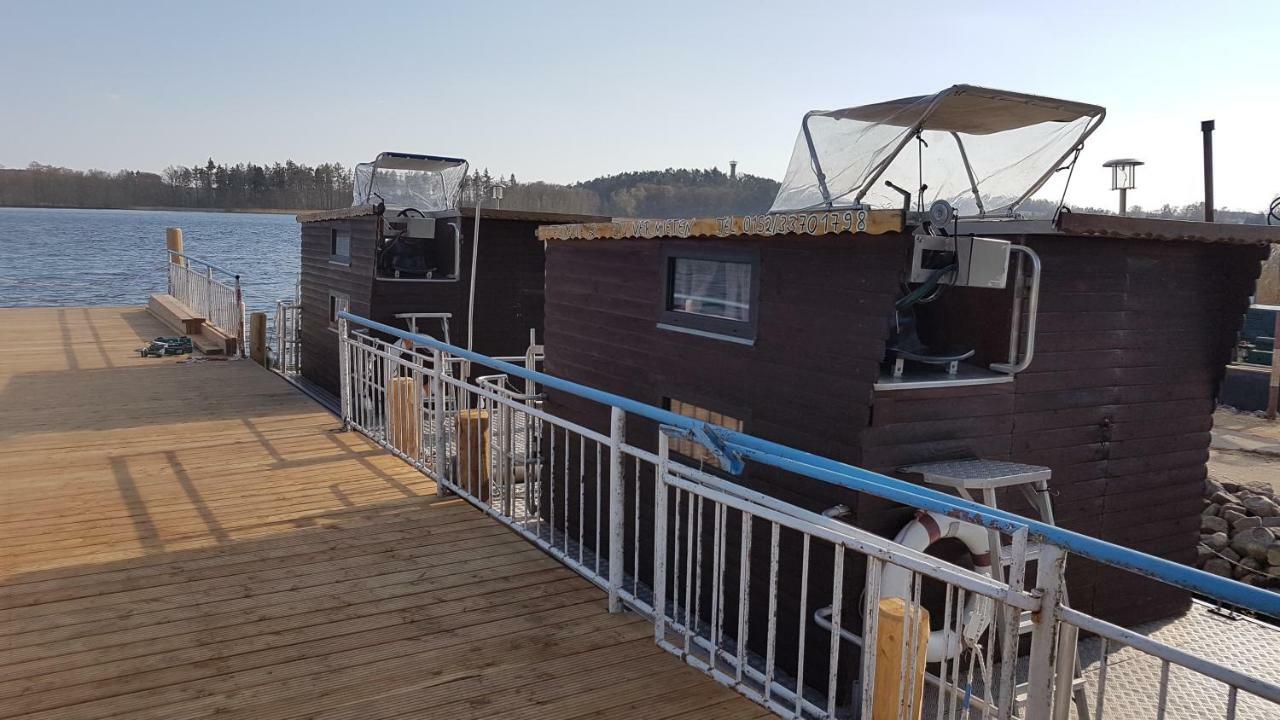 Hausboot Krakow Am See Forelle 1 Und 2 エクステリア 写真